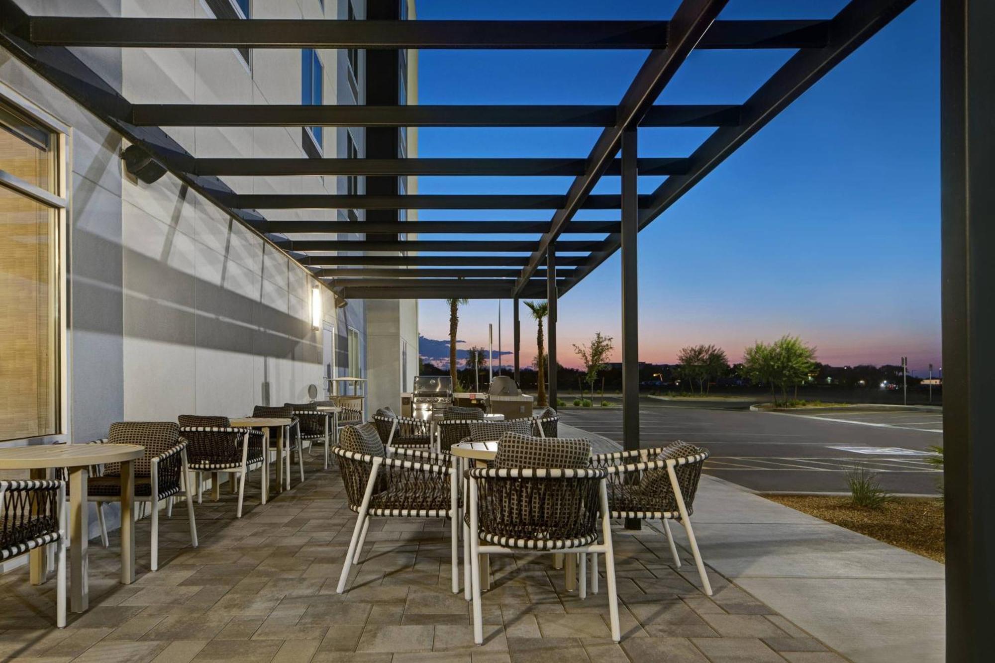 Towneplace Suites By Marriott Phoenix Glendale Sports & Entertainment District Екстер'єр фото